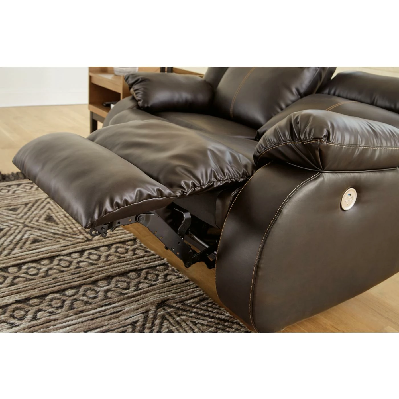 Flash Sale π Loveseats Signature Design By Ashley Denoron Reclining Power Loveseat π - Image 7